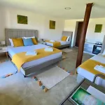 Tenger-szem Panzió és Lovasudvar 4* Zánka