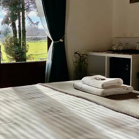 Tenger-szem Panzio Es Lovasudvar Bed & Breakfast Zanka