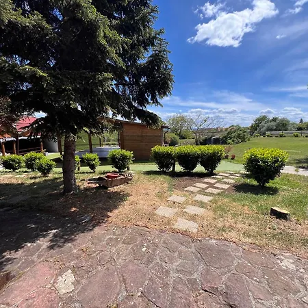 Bed & Breakfast Tenger-szem Panzio Es Lovasudvar