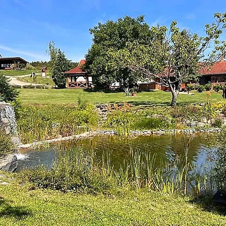 Tenger-szem Panzió és Lovasudvar Bed & Breakfast 3*