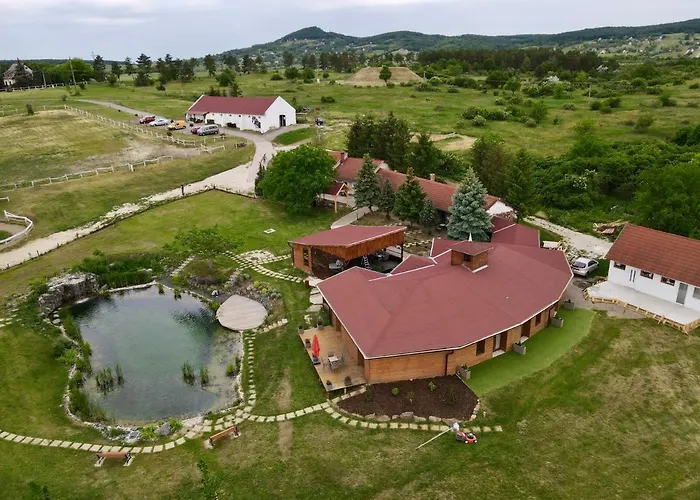 B&B Tenger-szem Panzio Es Lovasudvar 4*
